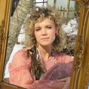 Meet your Posher, Sophia